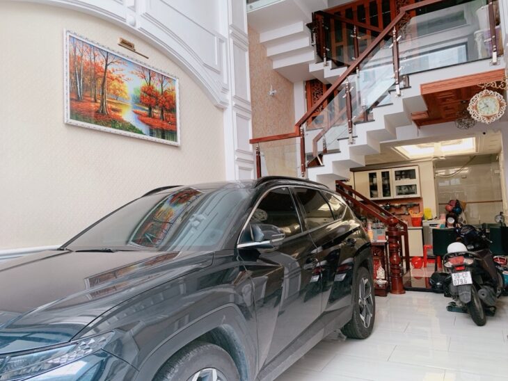 Nhà phố 5 tầng đẹp ngay khu phân lô HXH Lê Văn Thọ 60m2 tặng NT sát CV Làng Hoa 9.3 tỷ.