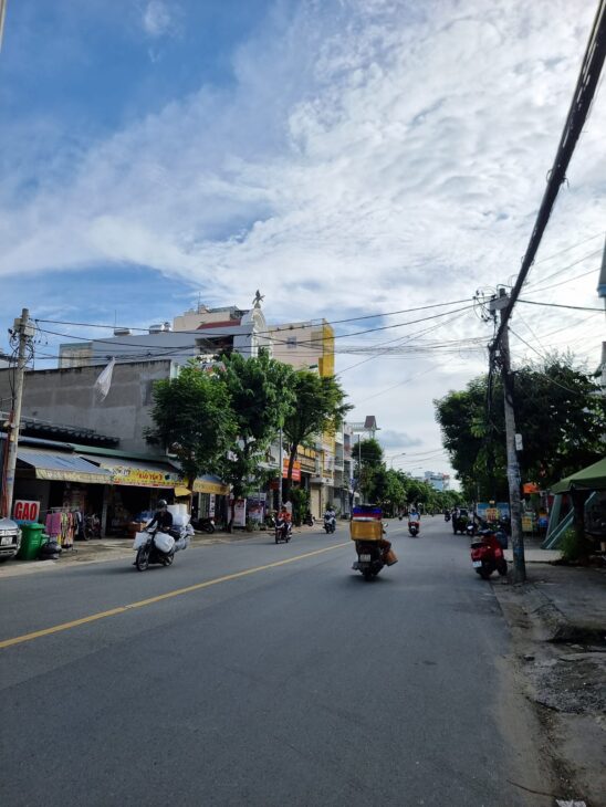 Bán nhà mặt tiền 4 tầng 5x10m giá 9,9 tỷ Đường Dương Thị Mười