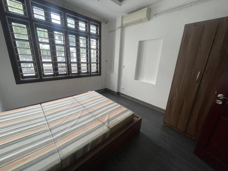 BÁN NHÀ LÊ VĂN LƯƠNG – 40M2 – 3.7M MT – 8.70 TỶ – NGÕ THÔNG – BA GÁC LƯỢN