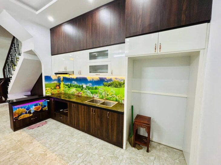 BÁN NHÀ PHƯƠNG MAI – NGÕ RỘNG – Ô TÔ SÁT NHÀ – 50M2 – 4.5M MT – 11 TỶ