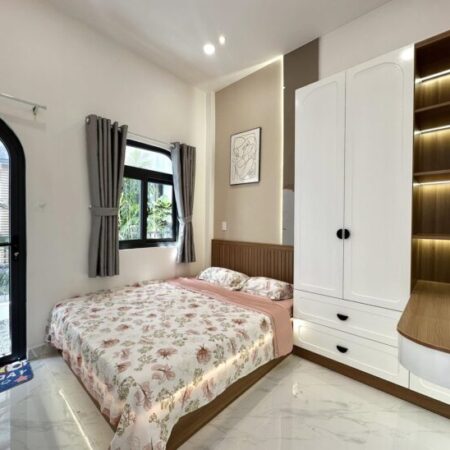 CCMN PHÚ DIỄN 95M2X8T,THANG MÁY,Ô TÔ ĐỖ CỬA,23PKK,130 TRIỆU/THÁNG,24 TỶ