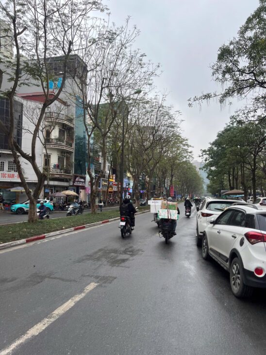 Bán nhà MP Trần Đăng Ninh,Cầu Giấy 50m2/4Tầng 29 Tỷ, Vỉa hè rộng, 2 mặt thoáng