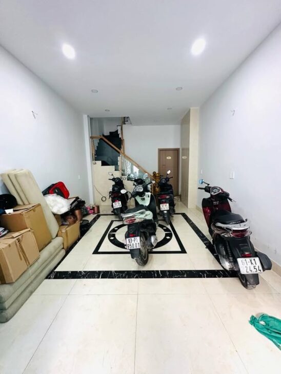 1tỉ5 1 trệt 1 lầu chủ cần bán nhanh