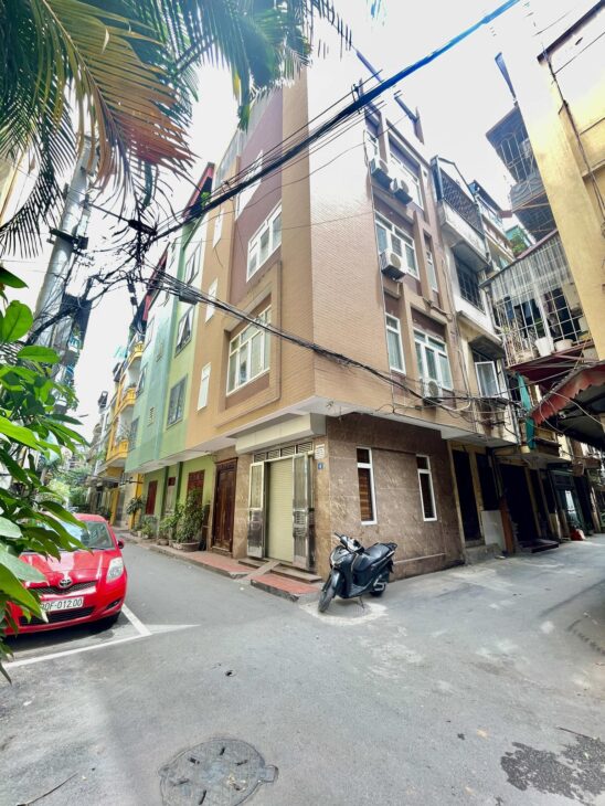 Nhà Lô góc Ôtô tránh-Hồ Tùng Mậu (Mai Dịch,Trần Vỹ) 31/45m,5 tầng, MT 6m 13 Tỷ