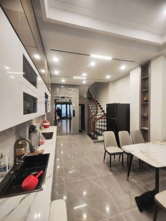 HỒNG TIẾN – LONG BIÊN – NHÀ MỚI 7 TẦNG THANG MÁY – FULL NỘI THẤT – GẦN PHỐ, GẦN BỆNH VIỆN TÂM ANH