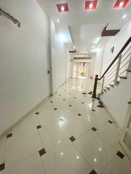 ĐÁC ĐỊA THANH XUÂN – Ô TÔ ĐỖ CỬA,VÀO NHÀ – -KINH DOANH VIP – PHỐ NGUYỄN VĂN TRỖI – 16 TỶ