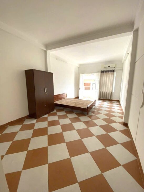 ĐÁC ĐỊA THANH XUÂN – Ô TÔ ĐỖ CỬA,VÀO NHÀ – -KINH DOANH VIP – PHỐ NGUYỄN VĂN TRỖI – 16 TỶ