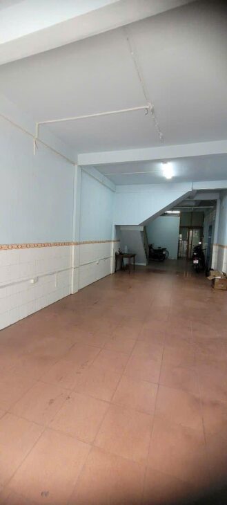 Cho thuê mặt bằng kinh doanh đường Hoàng văn thụ 9tr/tháng