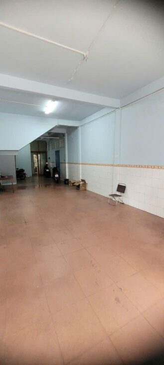 Cho thuê mặt bằng kinh doanh đường Hoàng văn thụ 9tr/tháng
