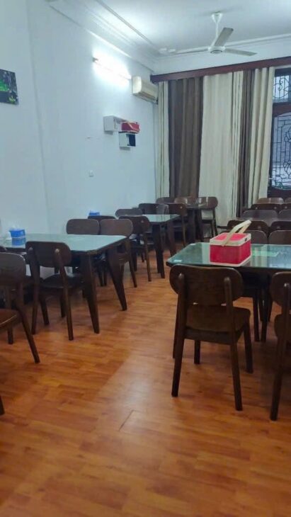 Bán nhà Ôtô tránh Phố Láng Hạ (Cạnh Hồ Hoàng Cầu) 56m/ 5Tầng 19.5 Tỷ,K.doanh