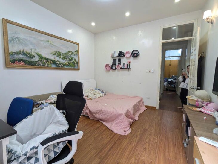 Bán nhà đẹp Mỹ Đình 2, 51m2 xây 4 tầng đẹp như hoa hậu, dân xây, ở ngay