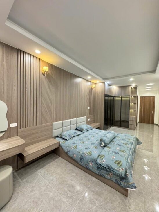 HOÀNG NHƯ TIẾP – NHÀ 6 TẦNG THANG MÁY – FULL NỘI THẤT – VỊ TRÍ VIP TRUNG TÂM LONG BIÊN