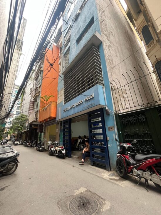 Bán nhà Ôtô tránh Phố Láng Hạ (Cạnh Hồ Hoàng Cầu) 56m/ 5Tầng 19.5 Tỷ,K.doanh