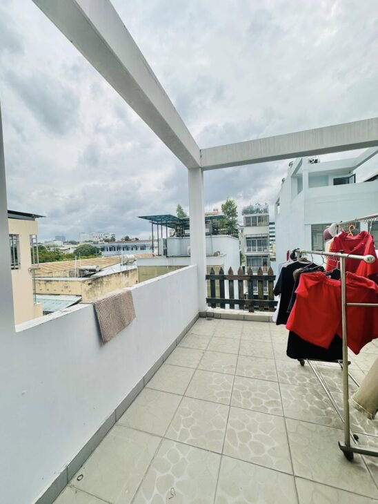 CHỈ 6.2 TỶ – QUẬN 10, CƯ XÁ ĐỒNG TIẾN – HẺM XE TẢI THÔNG – NHÀ 5 TẦNG BTCT HOÀN CÔNG ĐẦY ĐỦ