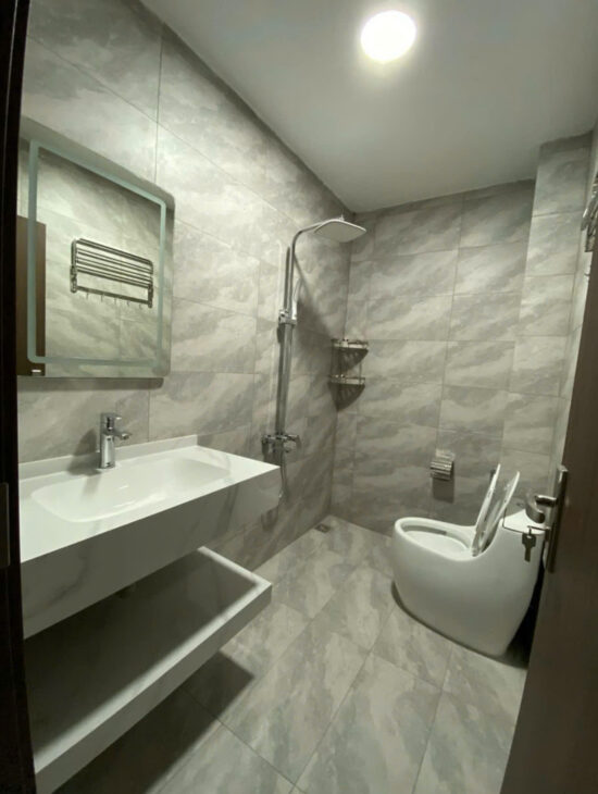 Bán Nhà Riêng! Phân Lô Trần Quốc Hoàn 40m² – Ô Tô Tránh, Giá 14 Tỷ Có TL