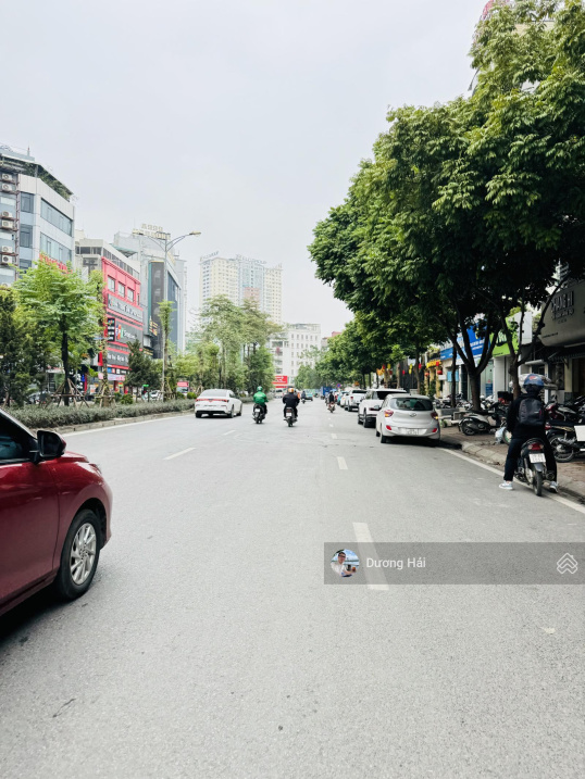 Bán nhà mặt phố Hoàng Quốc Việt 10 tầng thang máy lô góc đầu tư tích sản sẵn dòng tiền