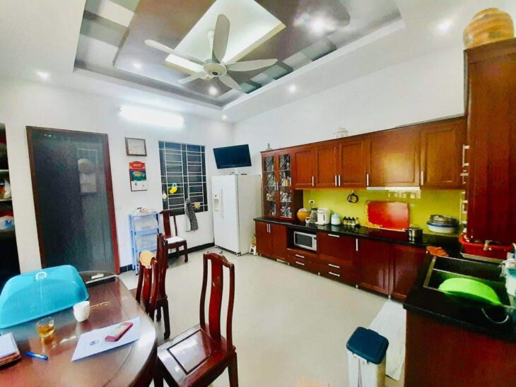 Bán nhà Hoàng Quốc Việt Phân lô- otô tránh 2thoáng 68m 5tầng 17.5tỷ