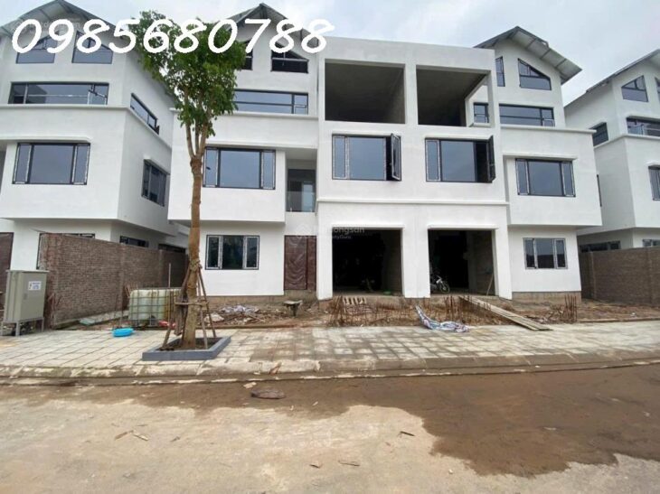 Bán biệt thự KĐT Cổ Nhuế, 38 tỷ, 180m2, mặt tiền 12m, giá rẻ nhất thị trường