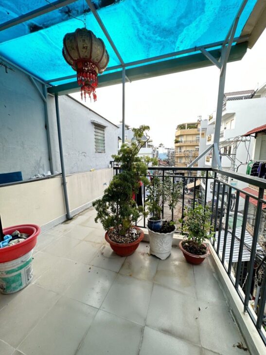 BÁN NHÀ ĐƯỜNG ÂU CƠ – HẺM XE HƠI – 3 TẦNG – NHỈNH 3 TỶ