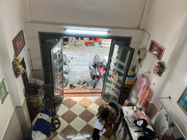 Nhà sát mặt tiền kinh doanh , Ngô Quyền quận 10 , 4 tầng 47m2 , Sổ Vuông Hoàn Công Đủ , dưới 10