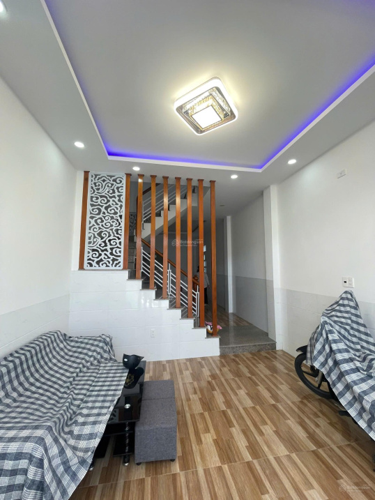 Bán Nhà 3 Tầng Kiên Cố – 2 Mặt Hẻm Thông Ô Tô – Gần Đường 23/10, Nha Trang