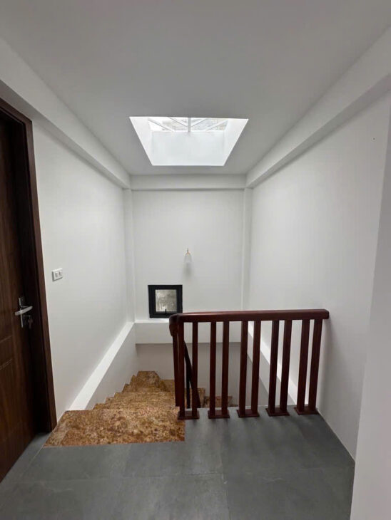 Giá sốc! Nhà đẹp TÂY SƠN – THỊNH QUANG, 63m, 3 mặt thoáng, ô tô đỗ cửa, full nội thất, giá 11.9 tỷ