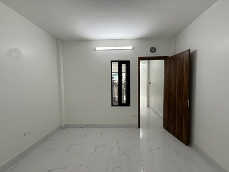 BÁN NHÀ HOÀNG LIỆT, HOÀNG MAI, PHÂN LÔ- NGÕ NÔNG GẦN Ô TÔ, 5T(7N)X40M2, 8.7 TỶ