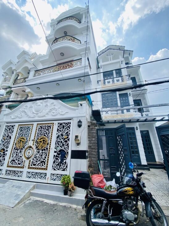 BÁN GẤP NHÀ ĐẸP QUANG TRUNG, P.14, GÒ VẤP – NGAY EMART 2 – HẺM XE HƠI – GIÁ CHỈ 9.5 TỶ