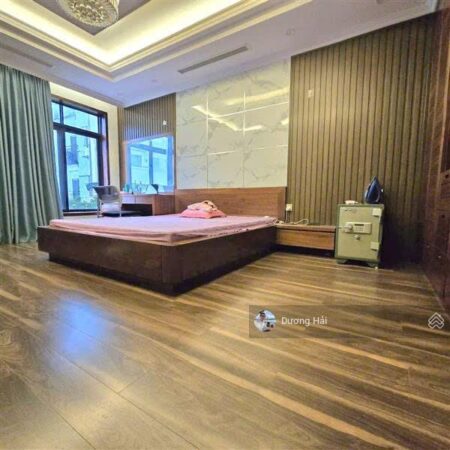 Bán Căn NHÀ MẶT PHỐ HIẾM CÓ TRÊN PHỐ KHÚC THỪA DỤ – CẦU GIẤY – Hơn 20 tỷ