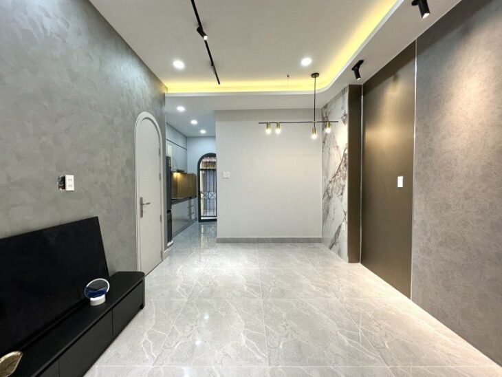 NHÀ ĐẸP FULL NỘI THẤT – KHU PHAN XÍCH LONG – MẶT TIỀN HẺM, Ô TÔ TRÁNH – 3 MẶT Ô TÔ – 39M2 (4.3×9.5)
