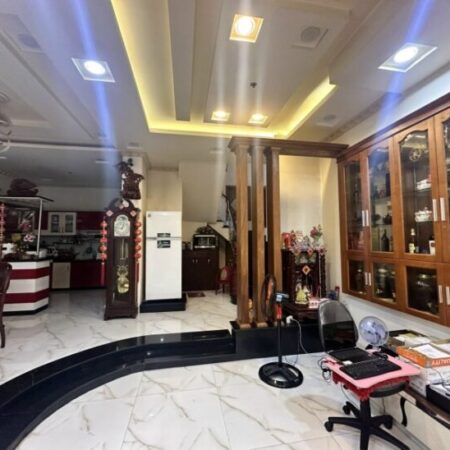 Bán nhà 4 tầng, 95m², 4PN, 5WC, Q.9, 13.4 tỷ, sổ hồng Bán nhà 4 tầng, 95m², 4PN, 5WC, Q.9, 13.4 tỷ, sổ hồng