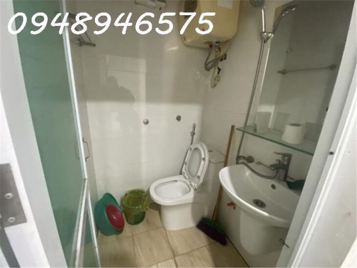 KINH DOANH ĐỈNH , SỔ ĐẸP PHÂN LÔ , 10M RA PHỐ LÊ THANH NGHỊ , ĐANG CHO THUÊ 50TR/THÁNG . DT 56.7M2