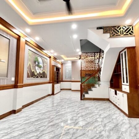 Bán nhà 4 Tầng Mây,đường nhựa 10m,hoàn công chuẩn chỉnh,gần Bcons