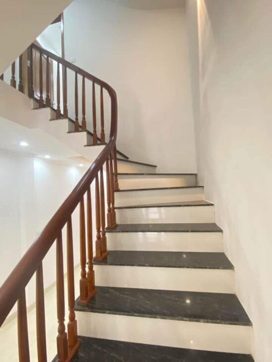 Bán nhà phố Khương Đình – Phường Hạ Đình, 40m², 5 tầng, giá 6.3 tỷ