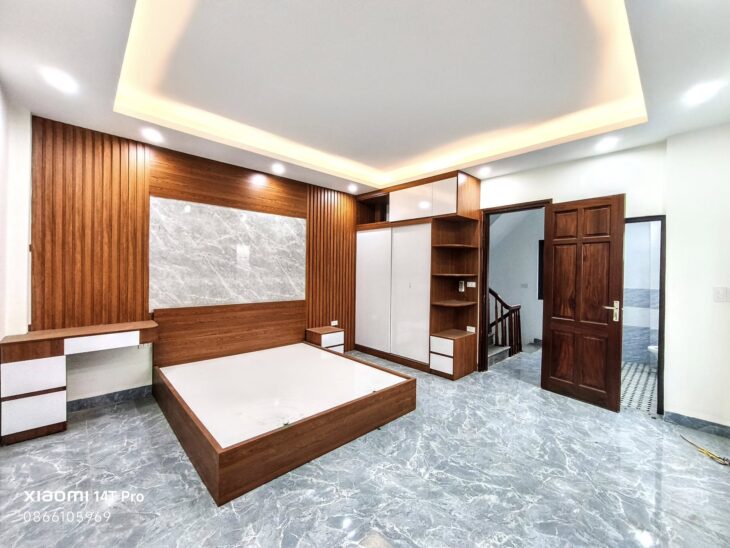Bán nhà mặt ngõ thông Lê Trọng Tấn – Nhà 5 tầng đẹp, full nội thất, gần Vincom – Giá 7.8 tỷ