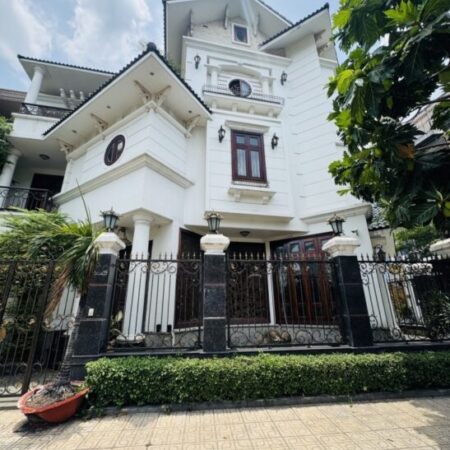 BÁN BIỆT THỰ ĐẲNG CẤP – 2 MẶT TIỀN – 144M2 – 4 TẦNG – 6 PN – 4 PHÒNG MASTER – NỘI THẤT GỖ ĐỎ CỰC