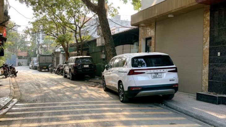 BÁN NHÀ BỒ ĐỀ, LONG BIÊN, 4 TẦNG, 7,2 TỶ CỰC ĐẸP