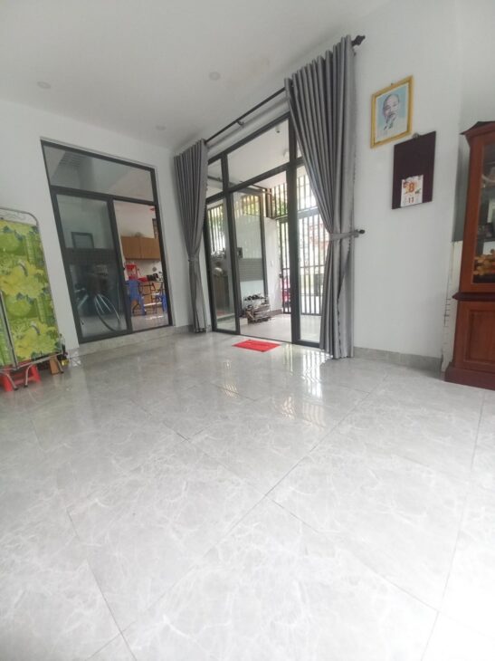 # Góc 2 Mặt tiền đường 5.5m Khuê Trung gần Nguyễn Hữu Thọ, 90m2, 3 tầng KD, ~30tr/th