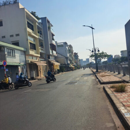 QUẬN 8, BÁN NHÀ MẶT TIỀN KINH DOANH VỪA Ở VỪA CHO THUÊ, 3 TẦNG, SÁT Q5, NGAY CẦU CHÀ VÀ. 4.3X19M, QUẬN 8, BÁN NHÀ MẶT TIỀN KINH DOANH VỪA Ở VỪA CHO THUÊ, 3 TẦNG, SÁT Q5, NGAY CẦU CHÀ VÀ. 4.3X19M,