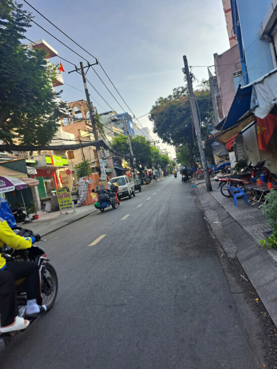 QUẬN 8, BÁN NHÀ MẶT TIỀN KINH DOANH VỪA Ở VỪA CHO THUÊ, 3 TẦNG, SÁT Q5, NGAY CẦU CHÀ VÀ. 4.3X19M,