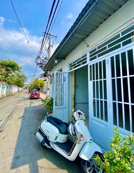 BÁN NHÀ NGAY COOPMART KẾ PHÚ MỸ HƯNG – 2 MẶT HẺM KINH DOANH – 210M2, NGANG HƠN 6M NỞ HẬU TÀI LỘC –