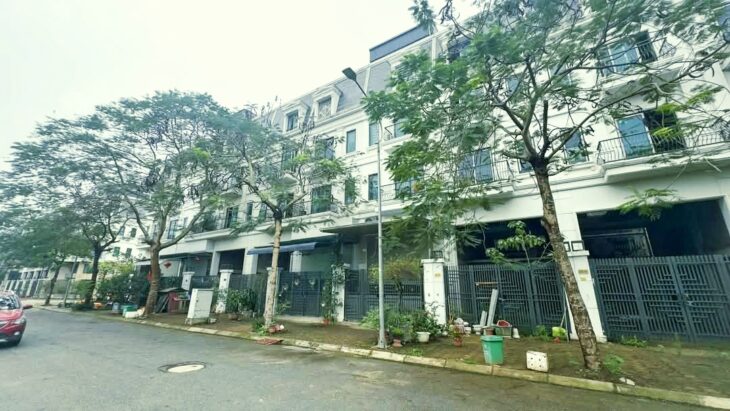 bán nhà Sài Đồng, Long Biên, biệt thự LK 100m x 4T MT6.5m kinh doanh, vỉa hè ô tô tránh, 150tr/m2