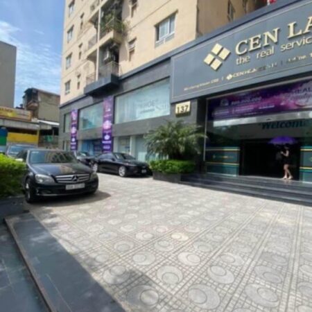Bán Sàn Thương Mại Tầng 1 Tòa 137 Nguyễn Ngọc Vũ, 1260m2 MT 45m, Sổ đỏ lâu dài,