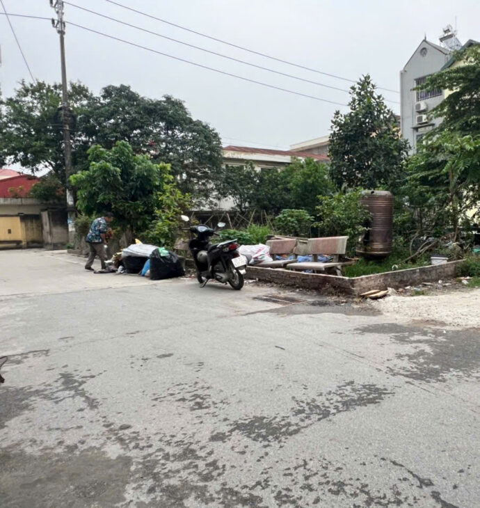 Bán đất Kim Chung, diện tích 50m2, mặt tiền 5m, góc 2 thoáng , thông ô tô