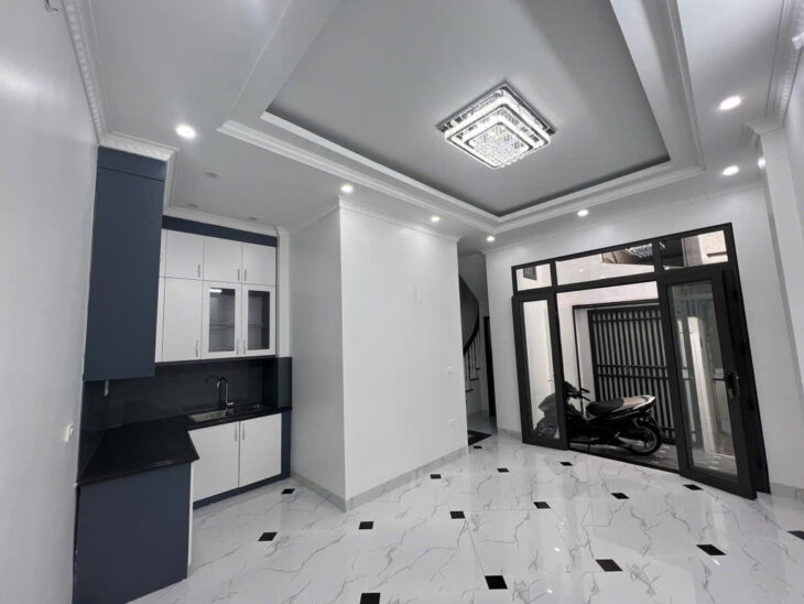 Bán nhà Phố Giảng Võ, Nhà Đẹp Ở Ngay, Thang Máy Xịn, 40mx5T, Giá: 8.7 Tỷ, Lh: 0396935190.