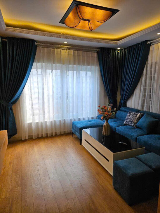 Bán nhà Phố Hào Nam, Nội Thất Đẹp, Hai Mặt Thoáng, 42mx4T, Giá: 7.6 Tỷ, Lh: 0396935190.