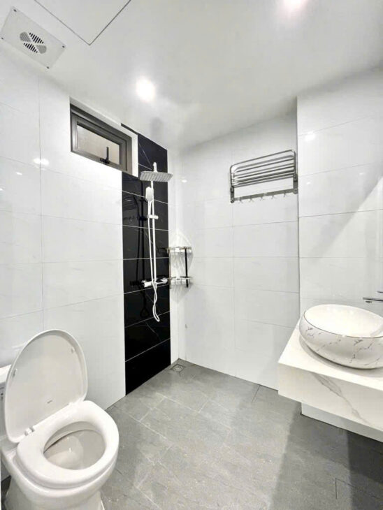 Bán nhà Phố Thái Hà, Nhà Đẹp Ở Ngay, Lô Góc Hai Thoáng, 36mx5T, Giá: 7.4 Tỷ, Lh: 0396935190.