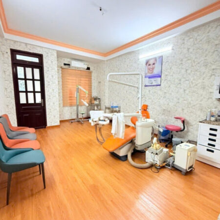 Bán nhà quận 10, Tô Hiến Thành, 74m2, 4 tầng, hẻm xe hơi, 18.5 tỷ