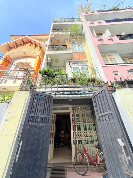 Bán nhà quận 10, đường Tô Hiến Thành, 57 m2, 4 tầng, hẻm xe hơi, 13.8 tỷ
