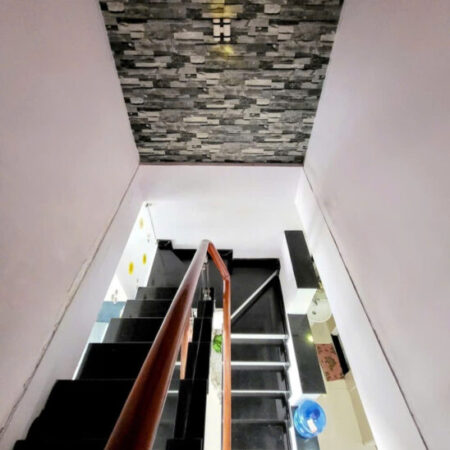 Bán nhà quận Tân Bình, đường Thiên Phước, 39m2, 2 tầng, hẻm xe hơi, 5.5 tỷ